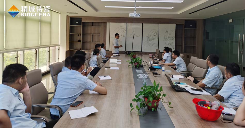 强化专业手艺，提高效劳水平  营销部开展营业手艺培训