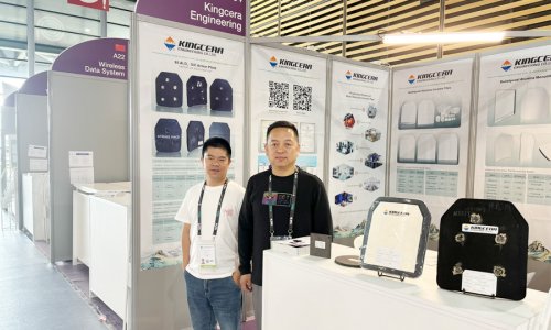 湖南mg不朽情缘携最新防弹产品亮相法国欧洲国际防务展