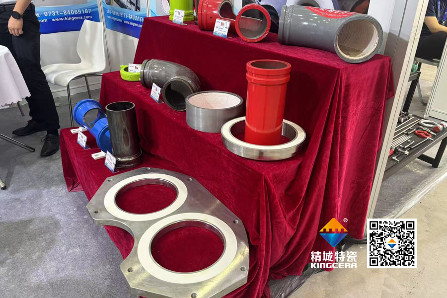 mg不朽情缘特瓷亮相2025长沙国际工程机械展览会